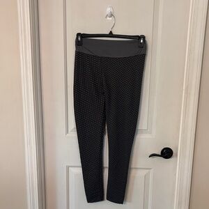 Women's Black Textured Leggings